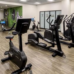 Hilton St. Louis Airport - Health club fitness center gym