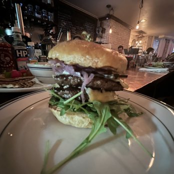 Duke's Grocery - Proper Burger - Pubs Near Me - Washington, DC, District of Columbia Duke's Grocery - Proper Burger - Pubs Near Me - Washington, DC, District of Columbia