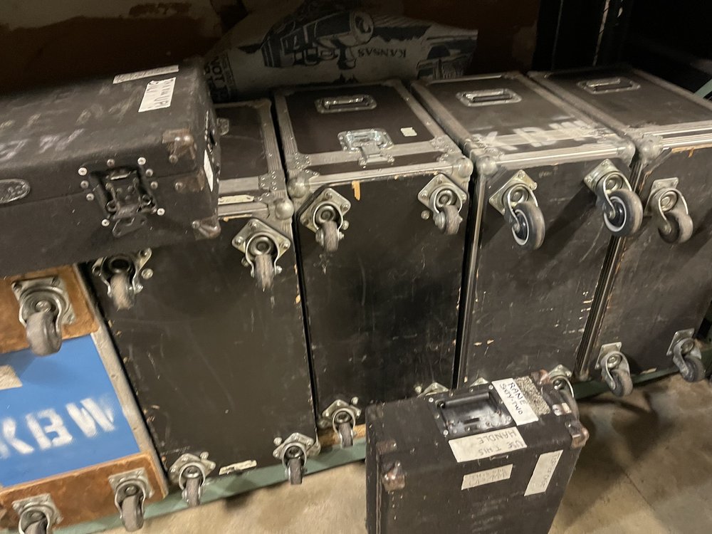 KEYBOARDS IN BLACK & WHITE 14 Photos 2811 Farrisview Blvd, Memphis