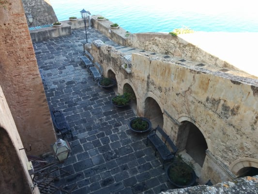 Castello Ruffo di Scilla by null