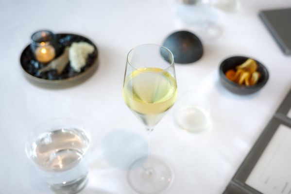 Canlis by null