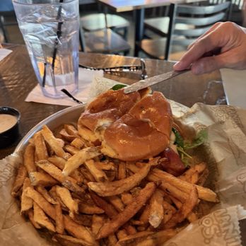 Primanti Bros. Restaurant and Bar - BBQ Bacon Cheddar Burger - Sports Bars Near Me - York, Pennsylvania Primanti Bros. Restaurant and Bar - BBQ Bacon Cheddar Burger - Sports Bars Near Me - York, Pennsylvania