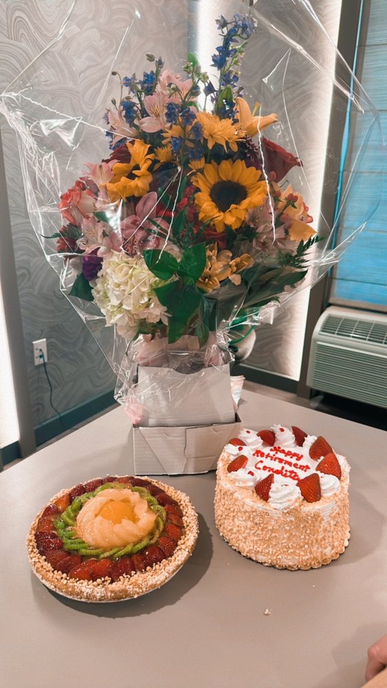 FLOWERS BY ZENDA Updated September 2024 11 Reviews 5217 Broadway