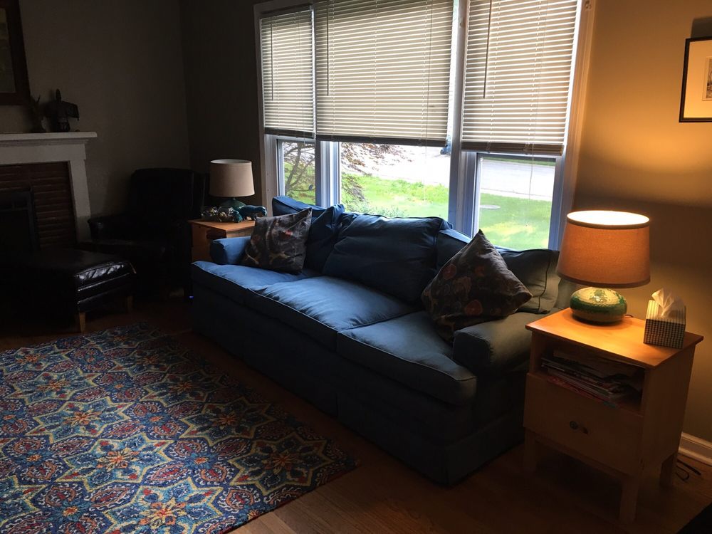 DECOR UPHOLSTERY 7110 McGee St, Kansas City, Missouri Furniture