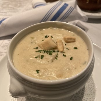 Cafe Triskele - New England Clam Chowder - French Near Me - Lee, Massachusetts