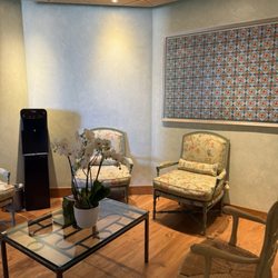 Contemporary Endodontics - San Francisco - Waiting area