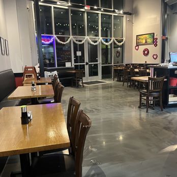 Lin's Cafe II - Interior - Chinese Near Me - Leander, Texas