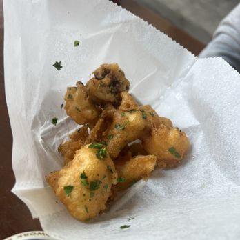 Fieldwork Brewing - Fried cauliflower - Pizza Near Me - San Leandro, California Fieldwork Brewing - Fried cauliflower - Pizza Near Me - San Leandro, California