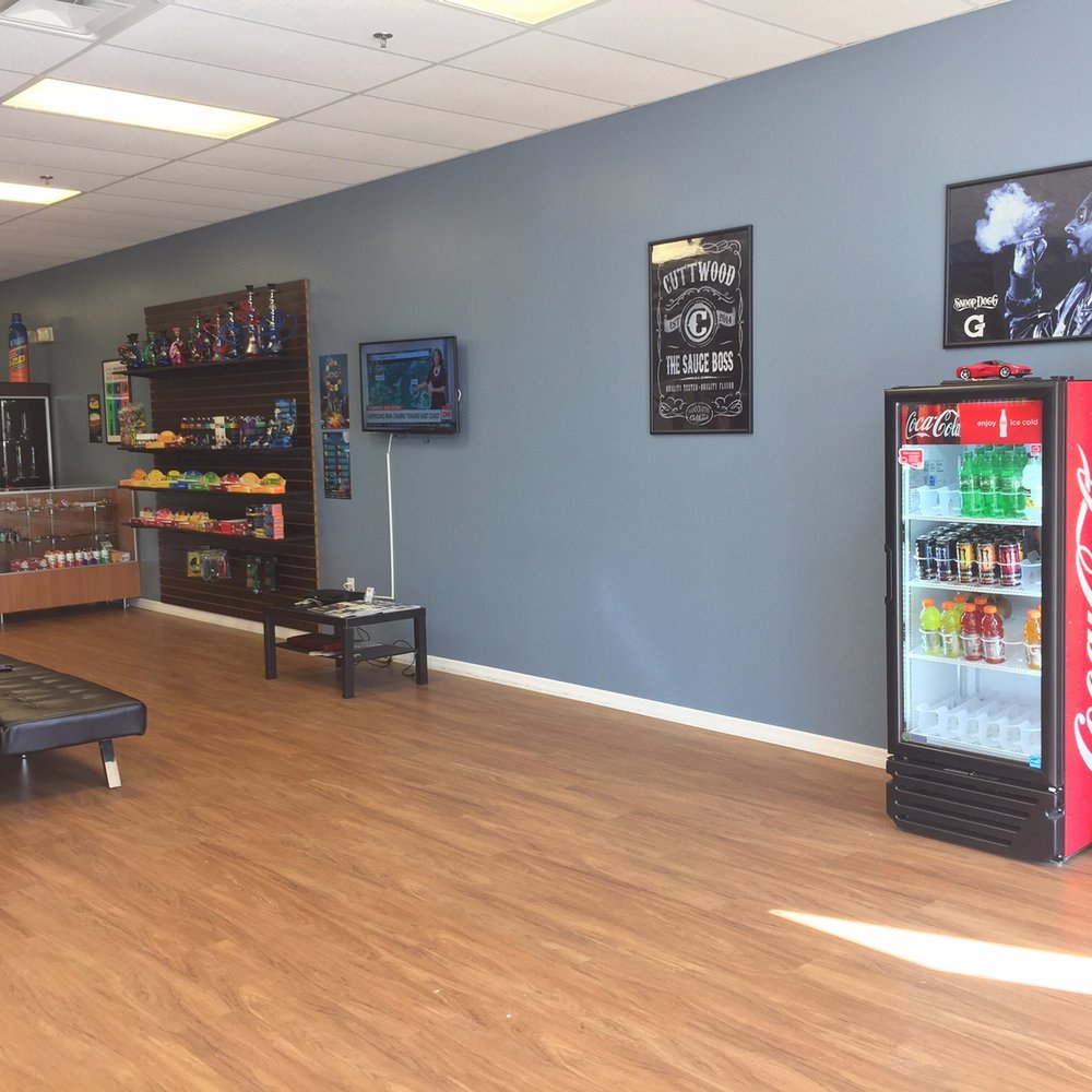 Revo Vape Society - Have a refreshing drink! - Vape Shops Near Me - Orlando, Florida