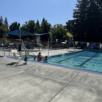 Larkey Park Swim Center - Entrance to 3.5-ft deep section of pool - great for toddlers and adult beginners - Swimming Pools Near Me - Walnut Creek, California Larkey Park Swim Center - Entrance to 3.5-ft deep section of pool - great for toddlers and adult beginners - Swimming Pools Near Me - Walnut Creek, California