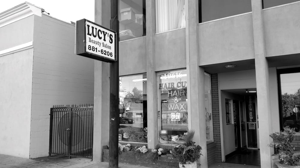 Lucy's Hair Salon Logo