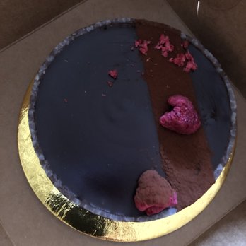 Verzenay - Raspberry chocolate tart - Desserts Near Me - Chicago, Illinois Verzenay - Raspberry chocolate tart - Desserts Near Me - Chicago, Illinois