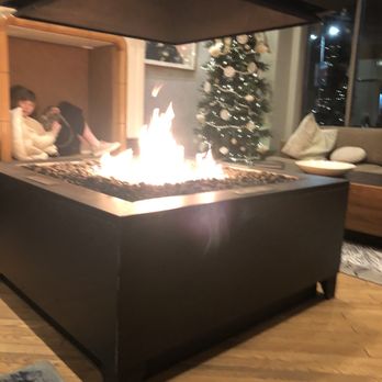 Kimpton Schofield Hotel - Lobby - Hotels Near Me - Cleveland, Ohio