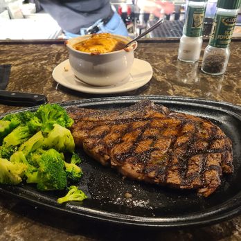 Outback Steakhouse - Ribeye - Steakhouses Near Me - Herndon, Virginia