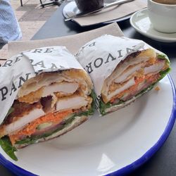 Panivore - Chicken schitty roll