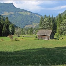 Camping Mineralquelle - Morgens vor dem Waschenund vor dem Frühstück, einfach nur geniessen