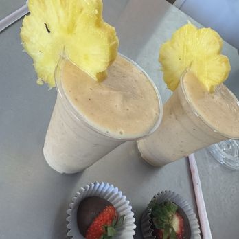 Edible Arrangements - Bouquet bliss! delicious smoothie after Dr. Pilates :) - Gift Shops Near Me - La Mesa, California Edible Arrangements - Bouquet bliss! delicious smoothie after Dr. Pilates :) - Gift Shops Near Me - La Mesa, California