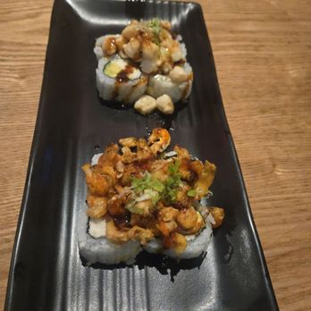 Eat's Ayce Sushi - Baby Lobster Baked Scallop Roll - Japanese Near Me - Alhambra, California