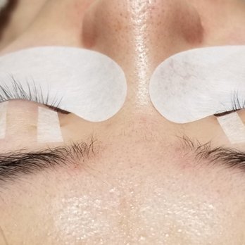 Angel's Touch - Before - Eyelash Service Near Me - Glendale, California