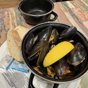 Claymore Restaurant - Mussels - Seafood Near Me - Harrapool, HLD