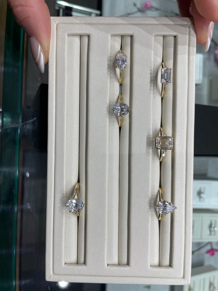 Laura Preshong Ethical Fine Jewelry