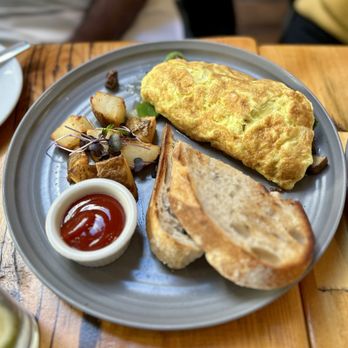 Mochica - Omelette - Peruvian Near Me - San Francisco, California Mochica - Omelette - Peruvian Near Me - San Francisco, California