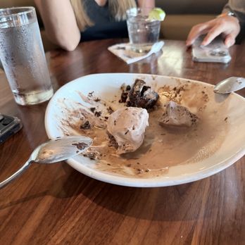 Ironwood - Desert of Brownies and Ice Cream - New American Near Me - Laguna Hills, California