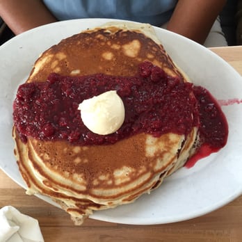 Morgans Restaurant - Raspberry cakes! - New American Near Me - Miami, Florida
