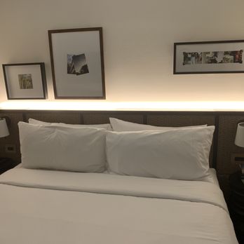 Romer House Waikiki - Queen Bed. Comfortable bed. - Hotels Near Me - Honolulu, Hawaii Romer House Waikiki - Queen Bed. Comfortable bed. - Hotels Near Me - Honolulu, Hawaii
