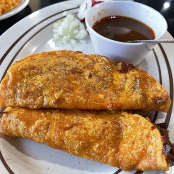La Birrieria Restaurant - 3 Piece Quesabirrias with Consome - Mexican Near Me - Chicago, Illinois La Birrieria Restaurant - 3 Piece Quesabirrias with Consome - Mexican Near Me - Chicago, Illinois