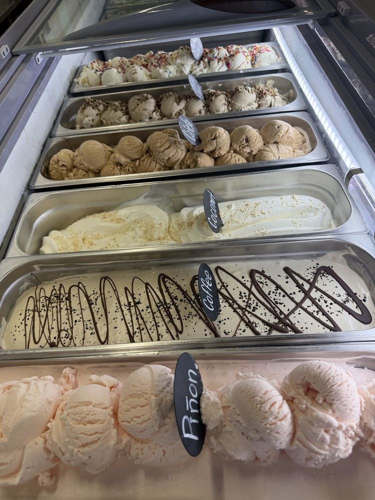 Azucar Ice Cream Logo