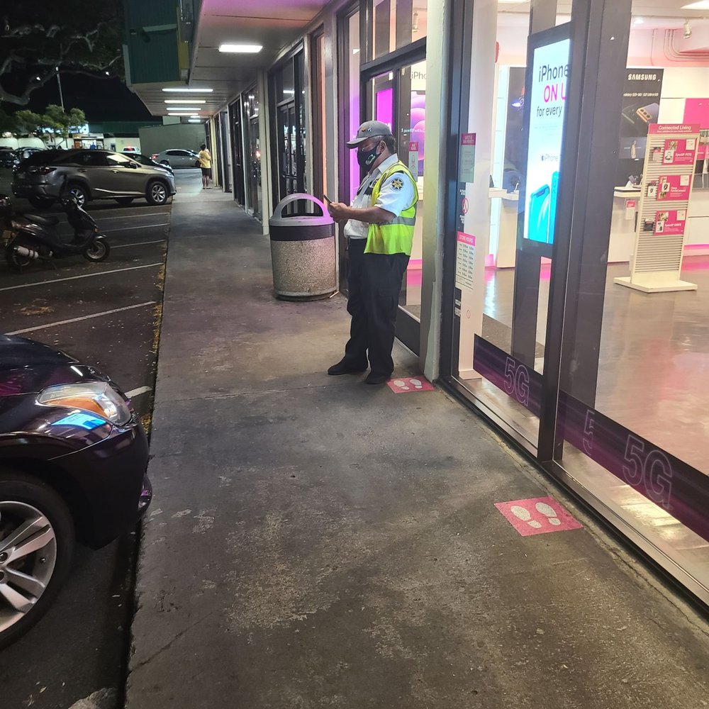 T-Mobile - Was very nice, I whish he was managing the store.. - Mobile Phones Near Me - Honolulu, Hawaii T-Mobile - Was very nice, I whish he was managing the store.. - Mobile Phones Near Me - Honolulu, Hawaii