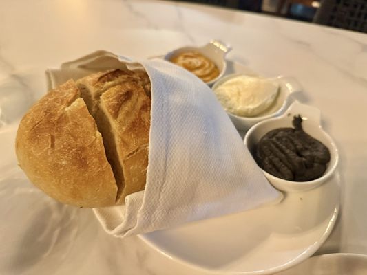 Poppy & Seed by null