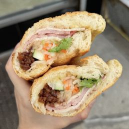#1 House Special Banh Mi 清娜麵包 #1 House Special Banh Mi 清娜麵包