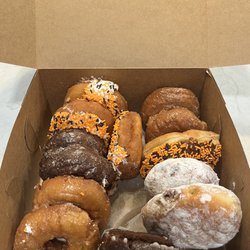 Donut Scene - Dozen donuts