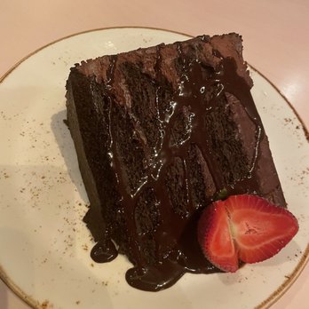 Salt & Ivy, A Coastal Kitchen - Chocolate cake - New American Near Me - Biloxi, Mississippi Salt & Ivy, A Coastal Kitchen - Chocolate cake - New American Near Me - Biloxi, Mississippi