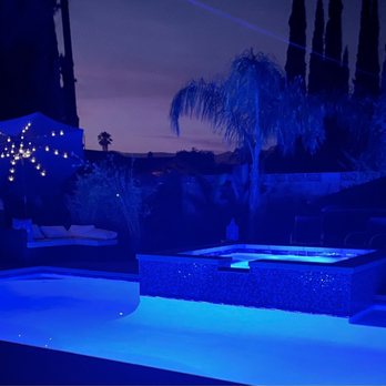 Thomas Pools - Pool & Hot Tub Service Near Me - Castaic, California