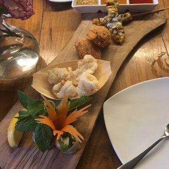 Sala Thong - Sala Thong platter - Thai Near Me - Stevenage, HRT