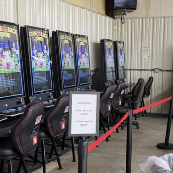 Moonbow Plaza Bingo - Bingo Halls Near Me - Corbin, Kentucky Moonbow Plaza Bingo - Bingo Halls Near Me - Corbin, Kentucky