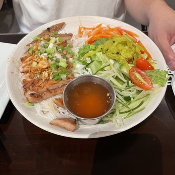 5ive Spice - Lemongrass pork chop vermicelli noodle bowl - Vietnamese Near Me - New York, New York