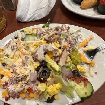 Ruby Tuesday - Salad - Burgers Near Me - Orangeburg, South Carolina