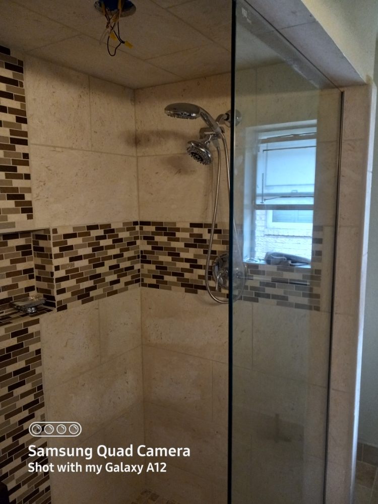 Slide of R&J Perez General Contractors