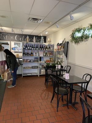 Toni Patisserie & Cafe by null