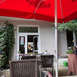 Siam - Kleiner Gastgarten im Hinterhof