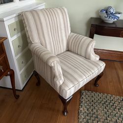 Upholstery on Broadway - One of chairs in the original fabric, which was too beige for my taste. It reminded me of desert sands.