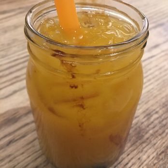A La Mousse - mango lychee fruit tea with boba - Desserts Near Me - Philadelphia, Pennsylvania