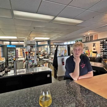 The Savory Palette - The owner Nancy - Wine Bars Near Me - Morro Bay, California The Savory Palette - The owner Nancy - Wine Bars Near Me - Morro Bay, California