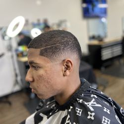 Tailor Made Barber - Done be jesse