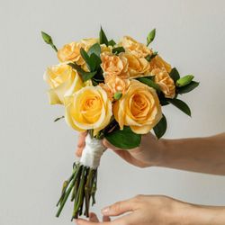 Adore Flowers - Meet Classic Prom, the bouquet that embraces tradition with a modern twist. Perfectly suited for both weddings and proms.