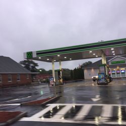 Go Gas - GO Gas of Bridgewater -- 124 Broad Street / Route 18, Bridgewater               Station